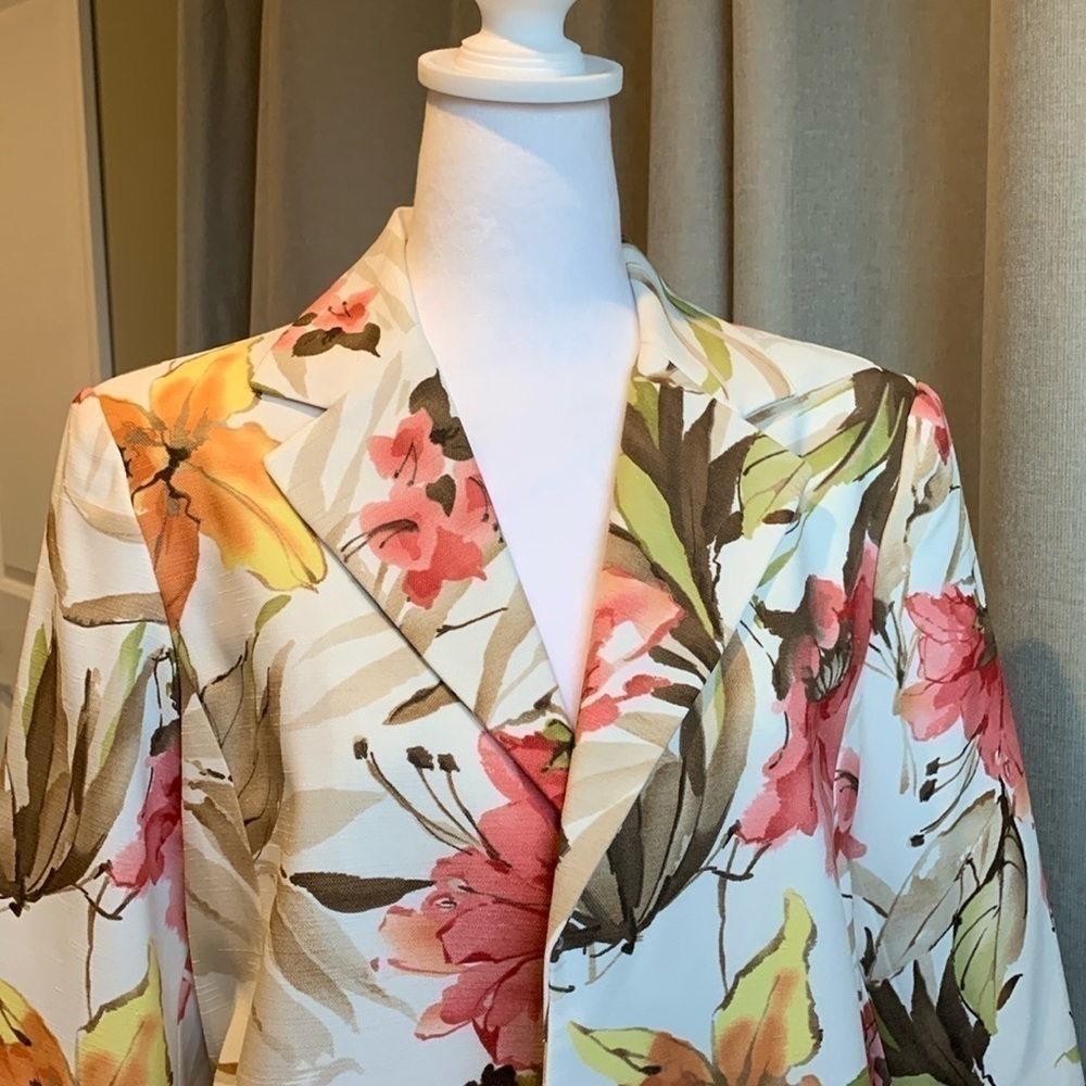 NWOT - Alfred Dunner Buttonless Floral Blazer Size 12 - NWOT - Picture 3 of 16